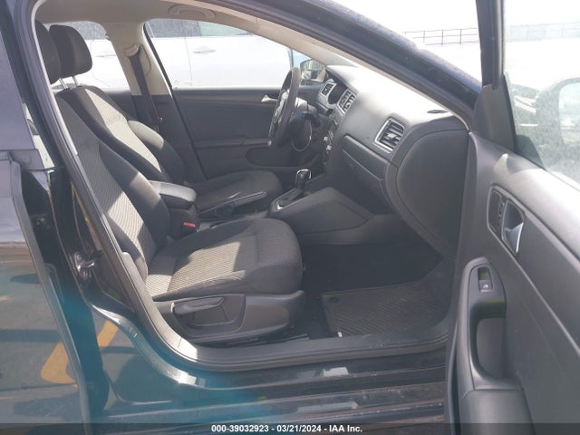 Volkswagen Jetta 2.0l S 2014 3VW2K7AJ9EM285978 Image 5