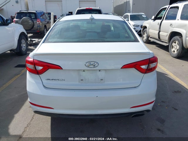 Hyundai SONATA SE 2015 5NPE24AF3FH122342 Image 16
