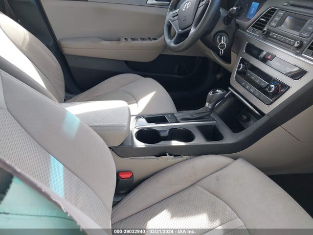 Hyundai SONATA SE 2015 5NPE24AF3FH122342 Image 5