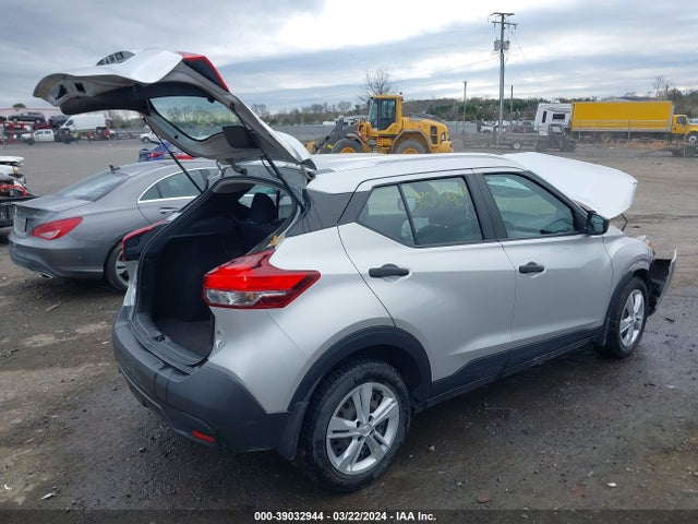 Nissan KICKS S 2019 3N1CP5CU8KL560104 Image 4