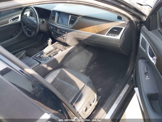 Hyundai Genesis 3.8 2016 KMHGN4JE8GU142497 Image 5