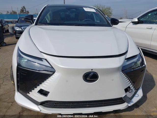 Lexus Rz 450e Premium 2023 JTJAAAAB3PA016492 Image 12