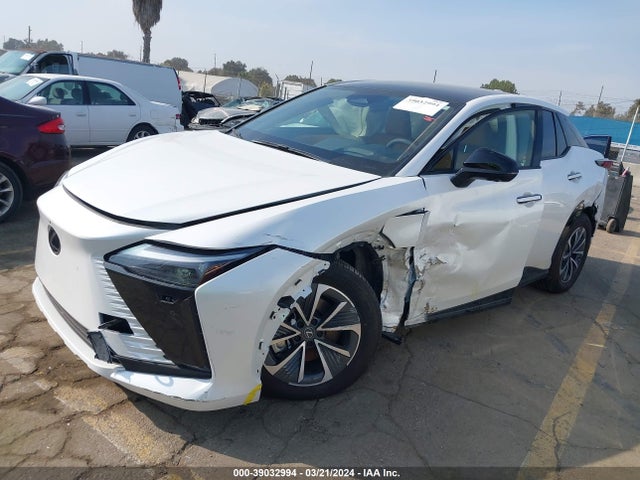 Lexus Rz 450e Premium 2023 JTJAAAAB3PA016492 Image 2