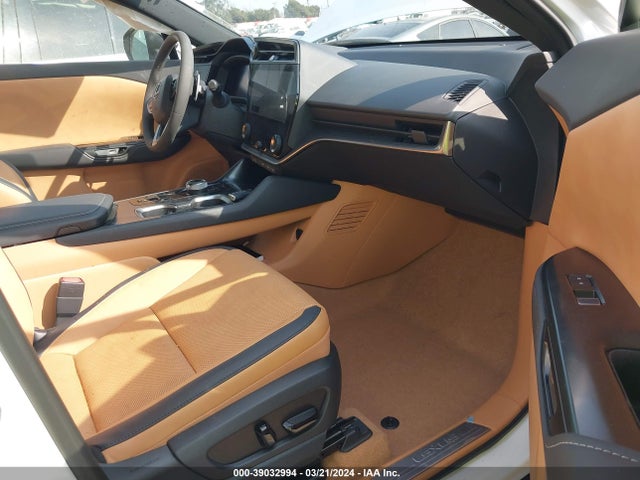 Lexus Rz 450e Premium 2023 JTJAAAAB3PA016492 Image 5