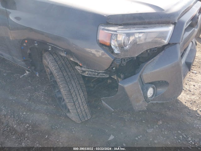 Toyota 4RUNNER SR5 2022 JTEMU5JR0N6077712 Image 6