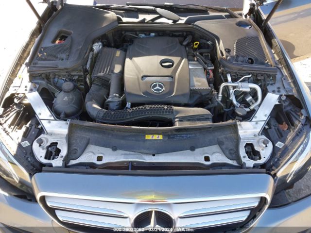WDDZF4KB2HA136704 Mercedes-Benz E 300 4matic