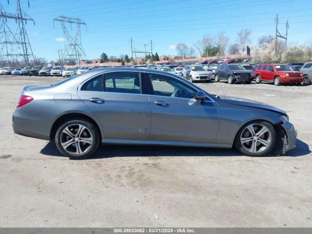 WDDZF4KB2HA136704 Mercedes-Benz E 300 4matic