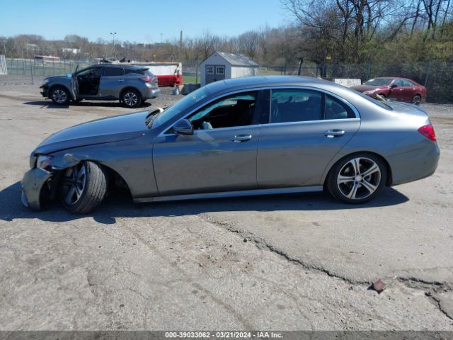 WDDZF4KB2HA136704 Mercedes-Benz E 300 4matic