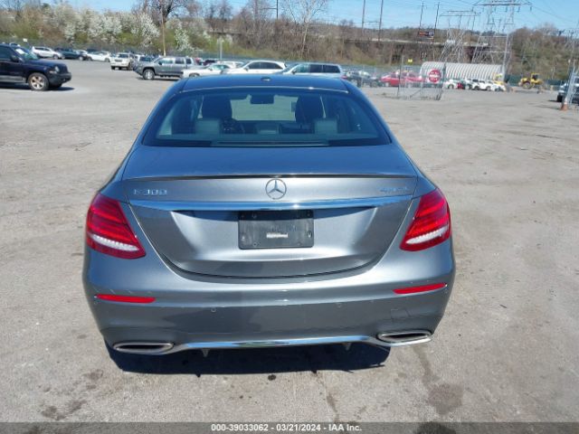 WDDZF4KB2HA136704 Mercedes-Benz E 300 4matic