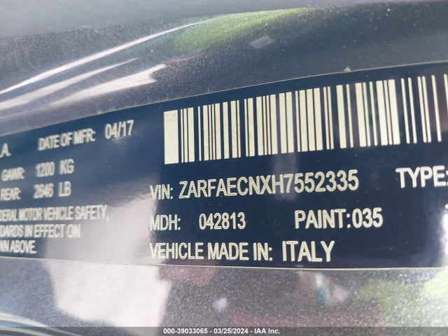 Alfa Romeo Giulia Ti Rwd 2017 ZARFAECNXH7552335 Image 9