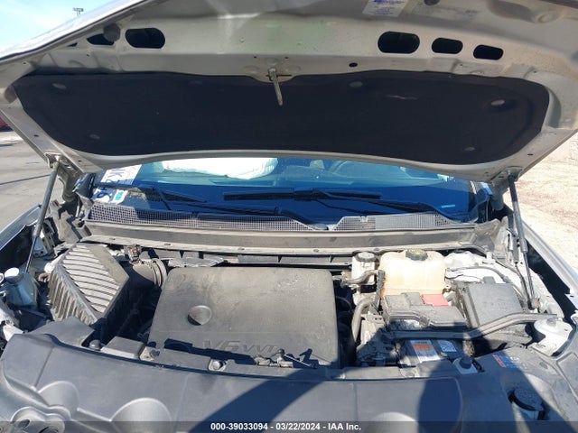 Chevrolet Traverse Ls 2018 1GNEVFKW7JJ187042 Image 10