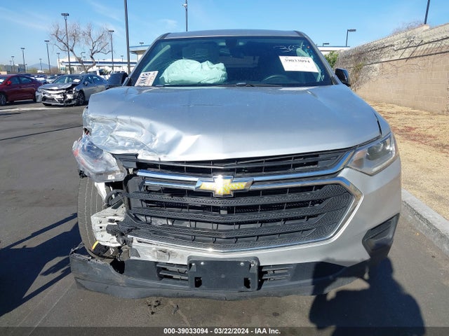Chevrolet Traverse Ls 2018 1GNEVFKW7JJ187042 Image 12