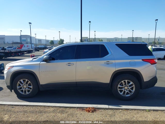Chevrolet Traverse Ls 2018 1GNEVFKW7JJ187042 Image 14