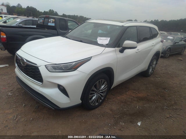 Toyota Highlander Platinum 2021 5TDFZRAH2MS040575 Image 2