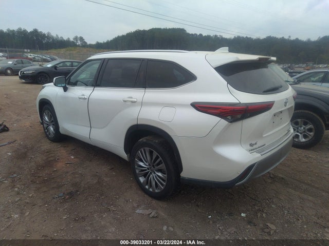 Toyota Highlander Platinum 2021 5TDFZRAH2MS040575 Image 3
