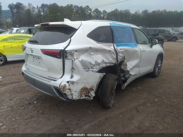 Toyota Highlander Platinum 2021 5TDFZRAH2MS040575 Image 4