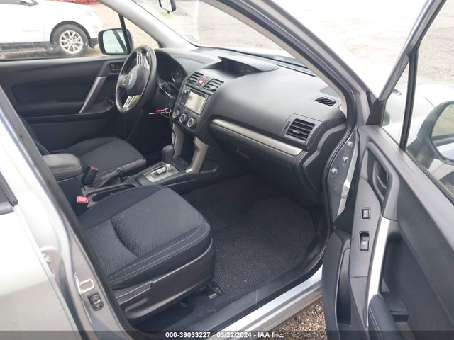 Subaru Forester 2.5i Premium 2015 JF2SJAGC9FH800545 Image 5