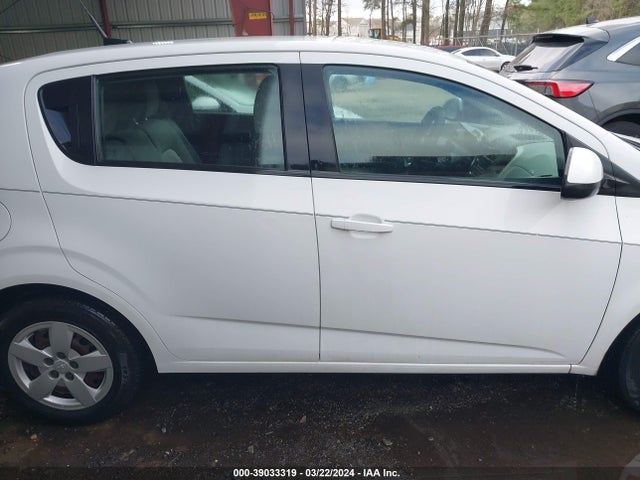 Chevrolet Sonic Ls Auto 2014 1G1JA6SH2E4226881 Image 13