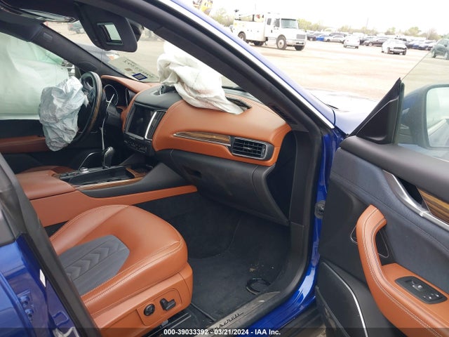 ZN661XUL5JX270353 Maserati Levante Granlusso