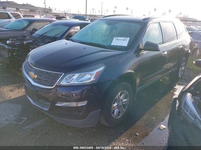 Chevrolet Traverse Ls 2015 1GNKRFKD7FJ274193 Image 2