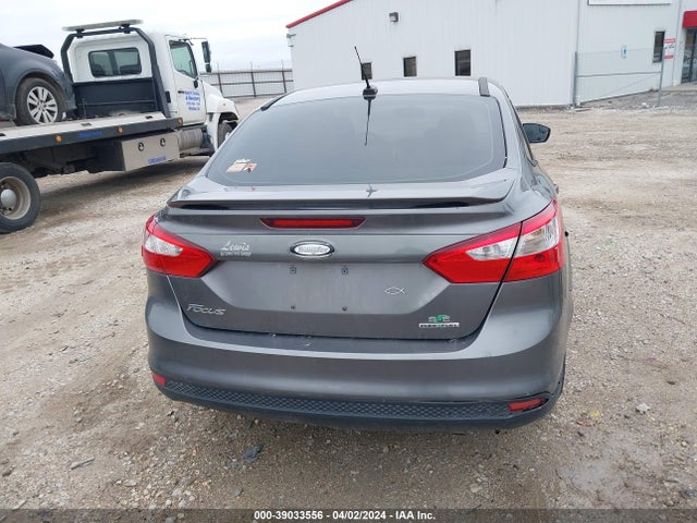 Ford FOCUS SE 2014 1FADP3F24EL356504 Image 17