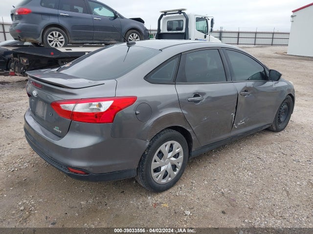 Ford FOCUS SE 2014 1FADP3F24EL356504 Image 4