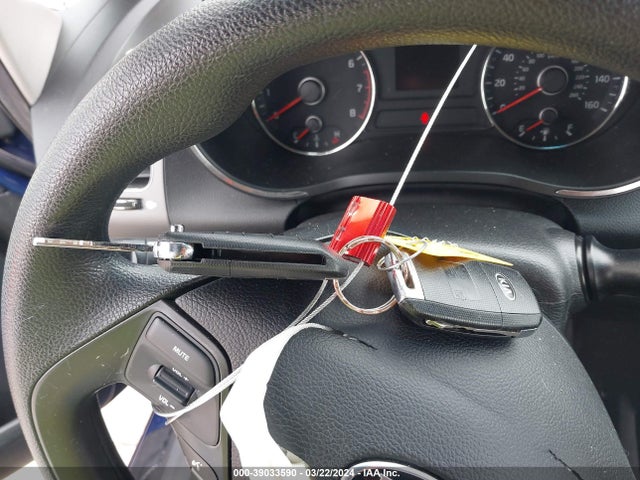 KIA FORTE LX 2017 3KPFK4A71HE152234 Image 11