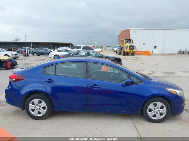 KIA FORTE LX 2017 3KPFK4A71HE152234 Image 13