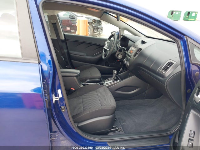 KIA FORTE LX 2017 3KPFK4A71HE152234 Image 5