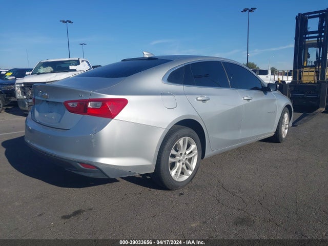Chevrolet MALIBU LT 2018 1G1ZD5ST0JF136720 Image 4