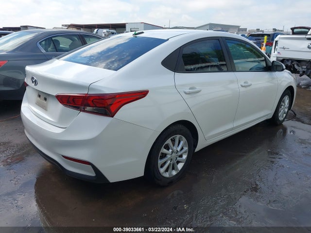 Hyundai Accent Sel 2018 3KPC24A32JE020850 Image 4