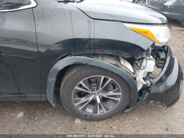 Toyota Highlander Xle V6 2016 5TDJKRFH5GS265505 Image 17