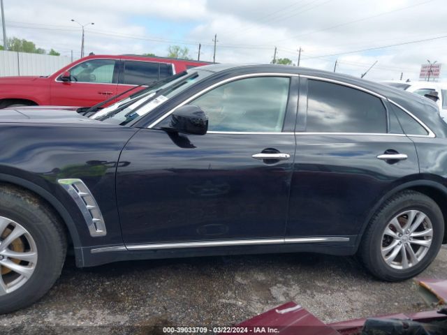 JN8CS1MW1HM412822 Infiniti QX70