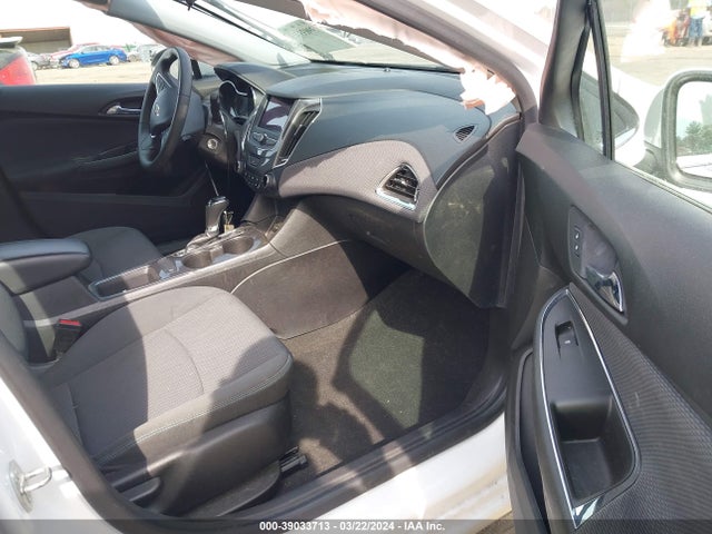 Chevrolet CRUZE LT 2019 1G1BE5SM1K7121243 Image 5
