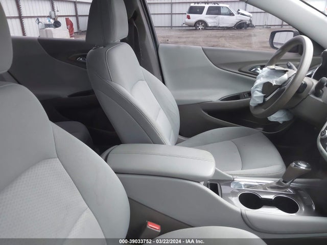 Chevrolet MALIBU LT 2018 1G1ZD5ST9JF165777 Image 5