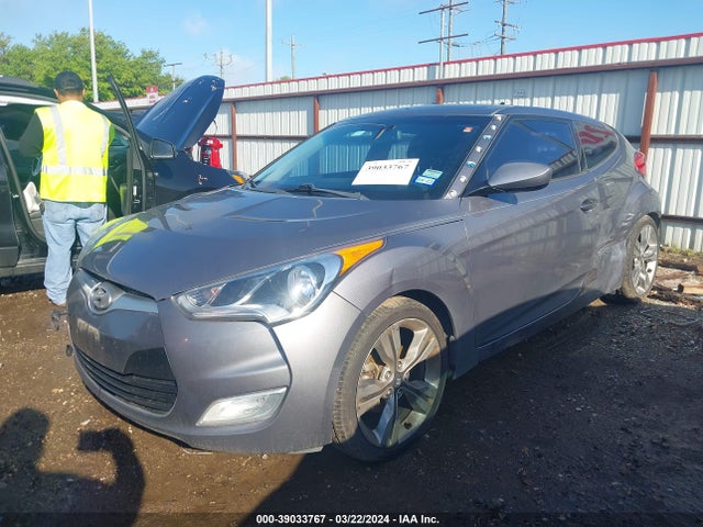 Hyundai Veloster 2015 KMHTC6AD6FU232592 Image 2