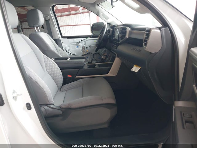 Toyota Tundra Sr5 2023 5TFLA5AB9PX021017 Image 5
