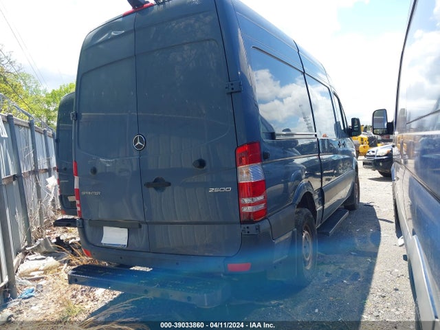 WD3PE7CD5JP643499 Mercedes-Benz Sprinter 2500 Standard Roof V6