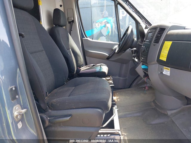 WD3PE7CD5JP643499 Mercedes-Benz Sprinter 2500 Standard Roof V6