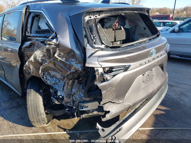 Toyota SIENNA LE 2022 5TDKSKFC7NS044288 Image 6