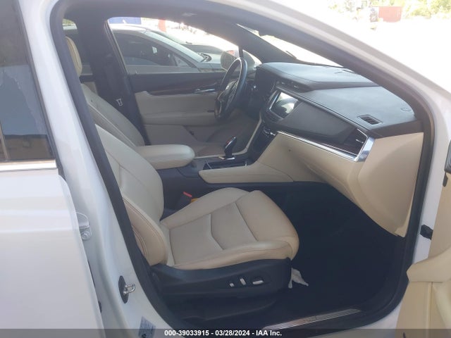 1GYKNCRSXJZ201010 Cadillac XT5 LUXURY