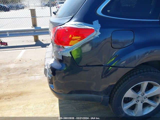 Subaru Outback 2.5i Premium 2014 4S4BRCCC5E3271031 Image 12