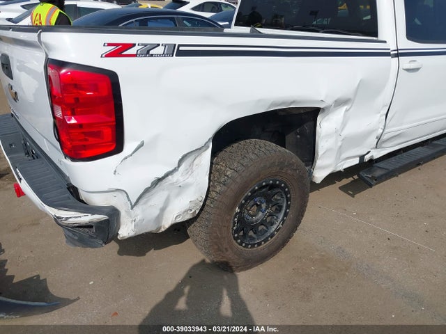 Chevrolet Silverado 1500 2lt 2018 1GCUKRECXJF245583 Image 6