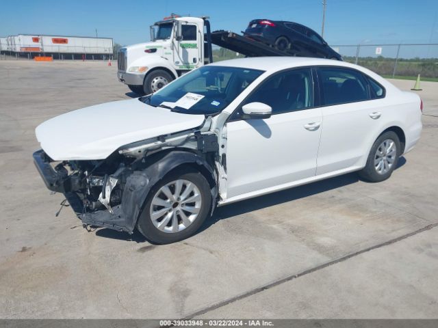 1VWAS7A39FC046737 Volkswagen Passat 1.8t Wolfsburg Edition