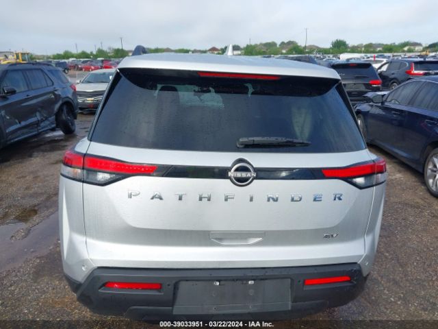 5N1DR3BA2NC214441 Nissan Pathfinder Sv 2wd
