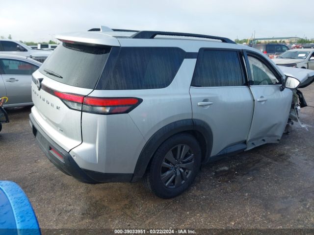 5N1DR3BA2NC214441 Nissan Pathfinder Sv 2wd