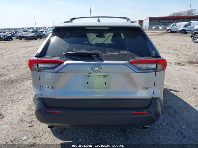 Toyota Rav4 Xle 2019 JTMW1RFV0KJ005405 Image 16