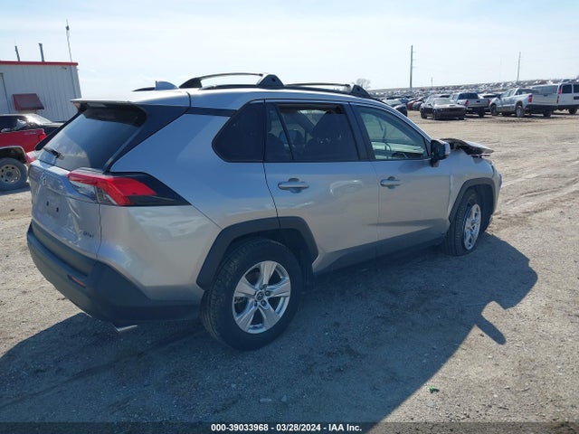 Toyota Rav4 Xle 2019 JTMW1RFV0KJ005405 Image 4