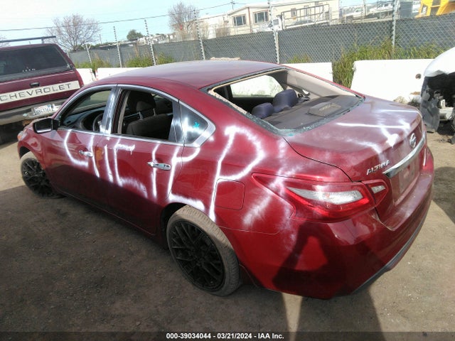 Nissan Altima 2.5 S 2018 1N4AL3AP0JC145442 Image 3