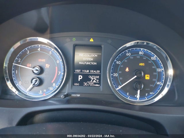 Toyota COROLLA LE 2018 5YFBURHE5JP833317 Image 7